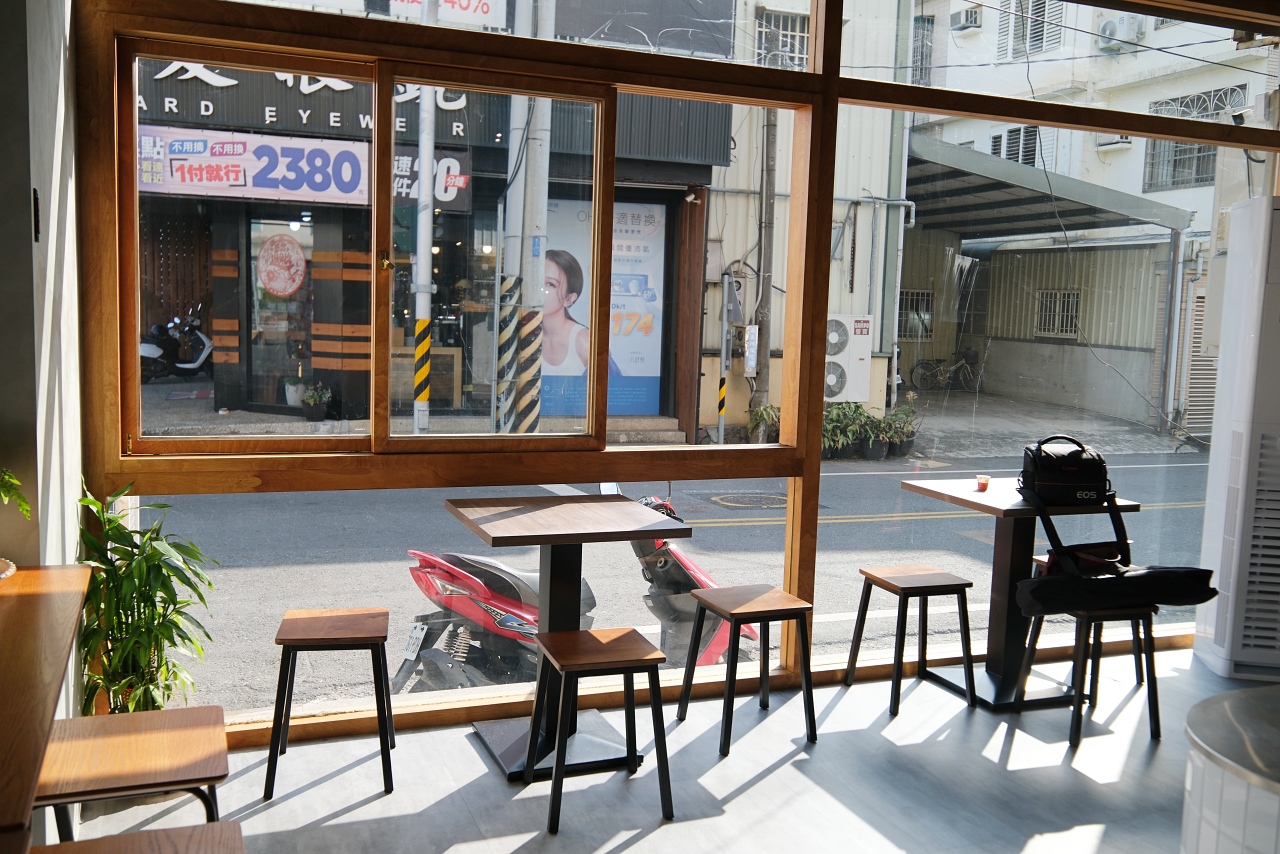 嘉義民雄美食推薦 阿潘肉包老店 咖哩餃 蛋黃酥8